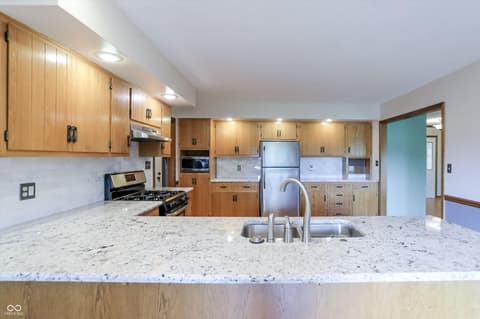 Kitchen at 1076 Chipmunk Lane, Pendleton, IN