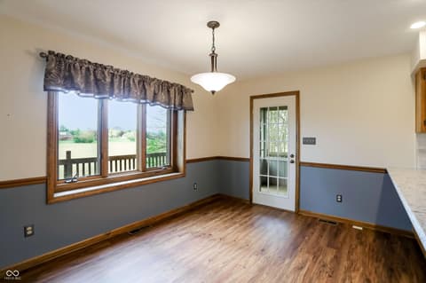 Dining room at 1076 Chipmunk Lane, Pendleton, IN
