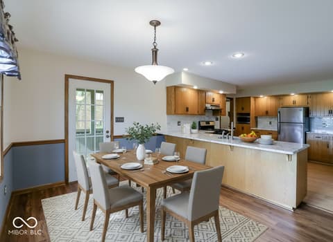 Dining room at 1076 Chipmunk Lane, Pendleton, IN