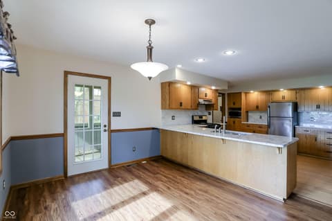 Dining room at 1076 Chipmunk Lane, Pendleton, IN