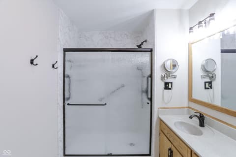 Primary bathroom at 1076 Chipmunk Lane, Pendleton, IN
