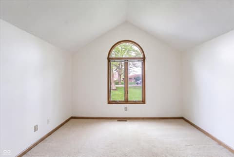 Bedroom at 1076 Chipmunk Lane, Pendleton, IN