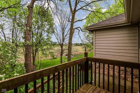 Outdoor living area at 1076 Chipmunk Lane, Pendleton, IN