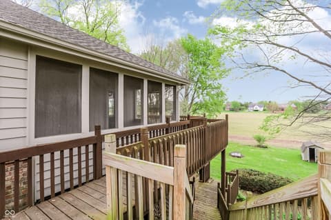 Outdoor living area at 1076 Chipmunk Lane, Pendleton, IN
