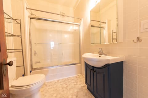 Photo of 1420 Chestnut Street, Columbus, IN