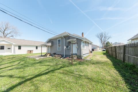 Photo of 1420 Chestnut Street, Columbus, IN