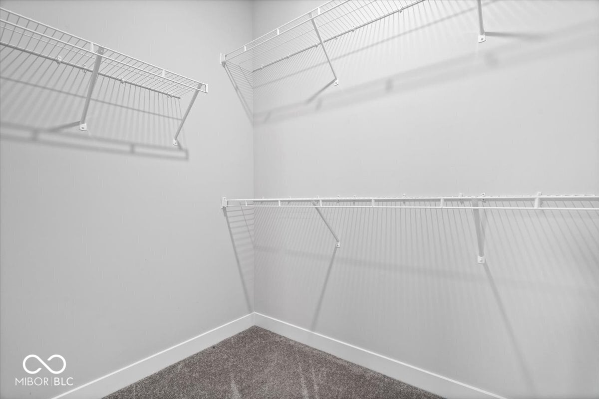 Walk In Closets