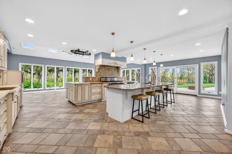 Photo of 771 Coventry Drive, Seymour, IN
