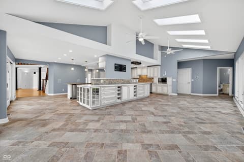 Photo of 771 Coventry Drive, Seymour, IN