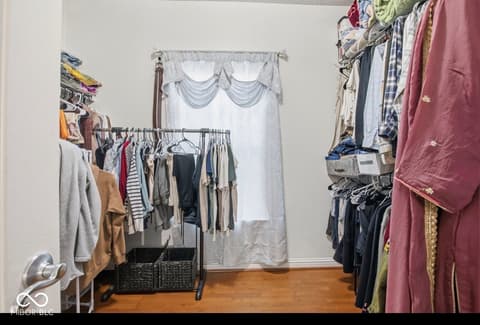 Walk In Closets — 344 Legacy Boulevard, Greenwood, IN