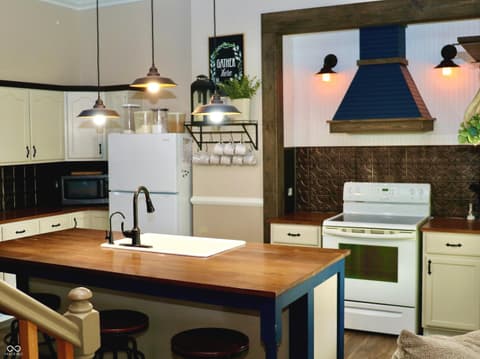 Kitchen at 15241 E Jackson Road, Hope, IN