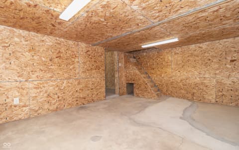 Storage — 118 N Huston Street, Ingalls, IN