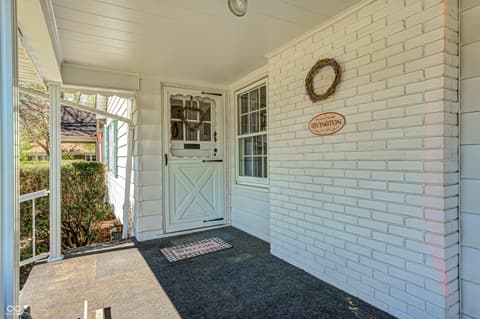Foyer at 6644 E Washington Street, Indianapolis, IN