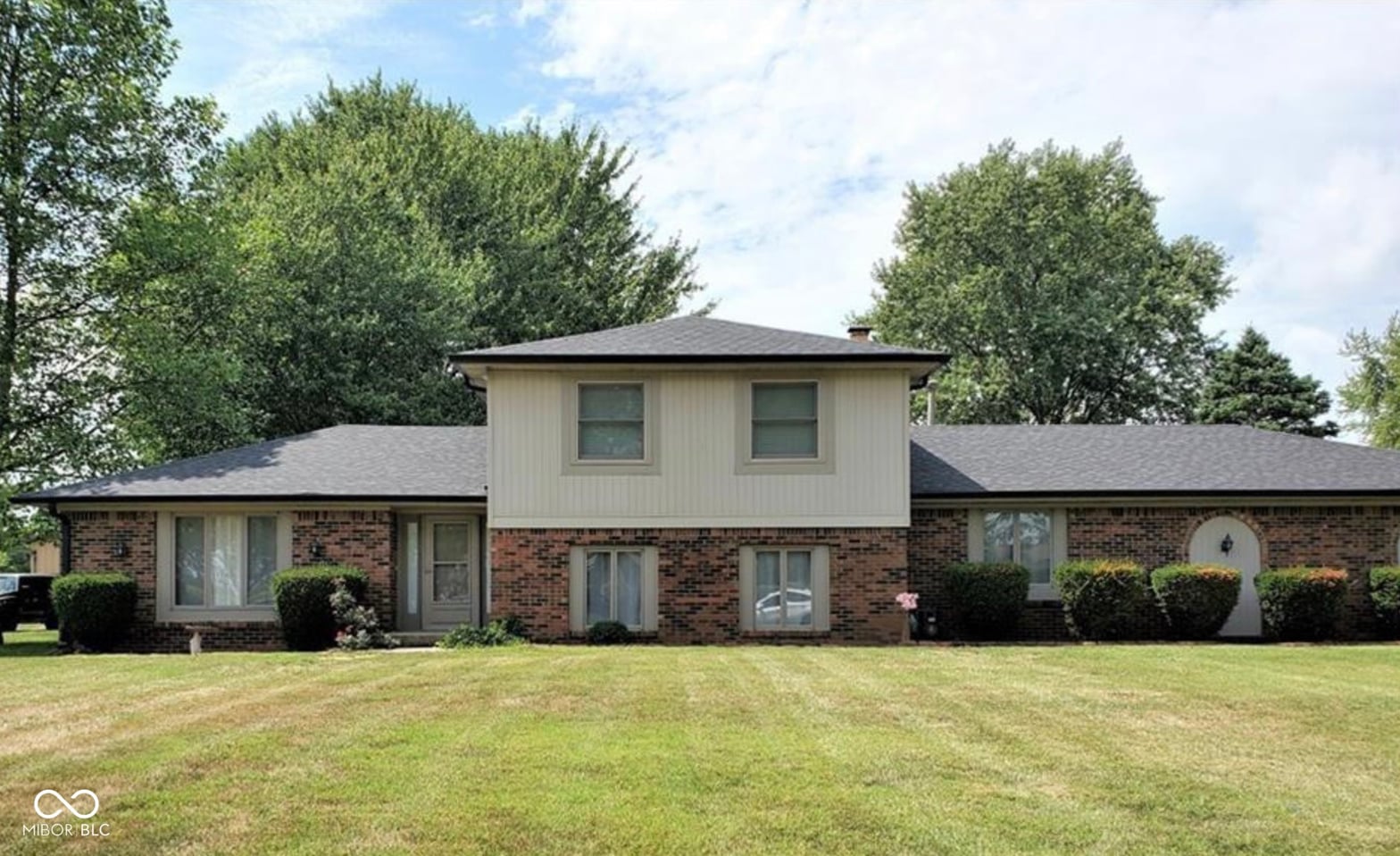 Photo of 1110 S Heron Court, New Palestine, IN
