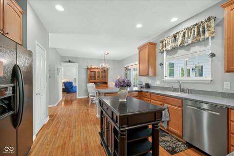 Photo of 9326 Windrift Way, Zionsville, IN