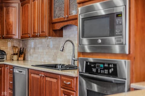 Photo of 6370 W State Road 46, Columbus, IN