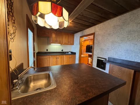 Bar — 353 E Rivercrest Drive, Rushville, IN