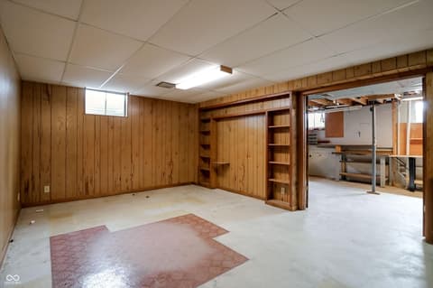 Photo of 35 Village Court, Zionsville, IN