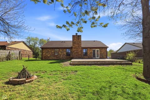Photo of 7402 5 Points Road, Indianapolis, IN