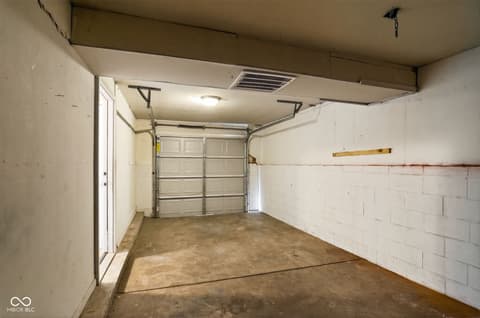 Garage at 5528 Dollar Hide North Drive, Indianapolis, IN