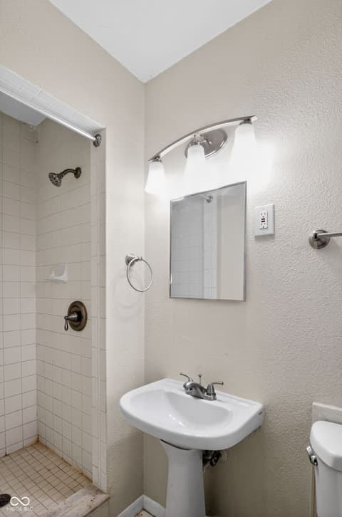 Photo of 4366 Sawyer Avenue, Indianapolis, IN