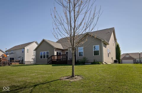 Backyard at 5828 Sunnyvalle Drive, Bargersville, IN