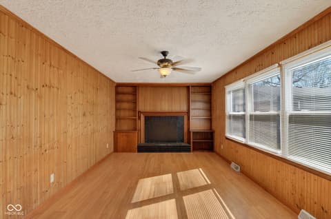 Photo of 802 Chapel Hill Road, Indianapolis, IN