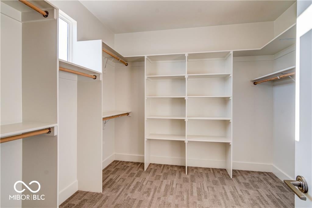 Walk In Closets