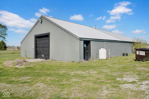 Photo of 1365 N County Road 700 E, Seymour, IN
