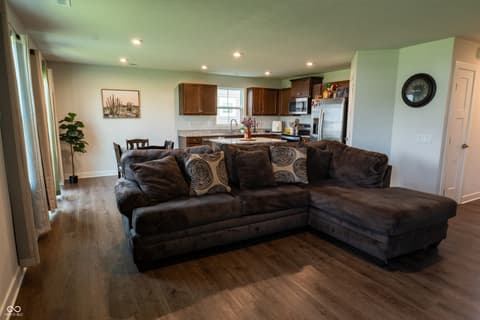 Living room at 1230 Maumee Court, Greenfield, IN