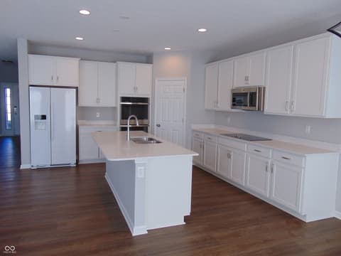 Photo of 2248 Somerset Drive, Franklin, IN