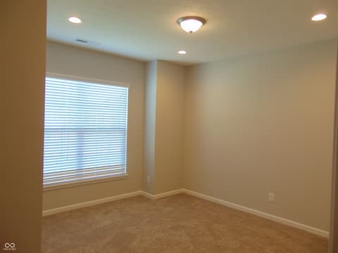 Photo of 2248 Somerset Drive, Franklin, IN