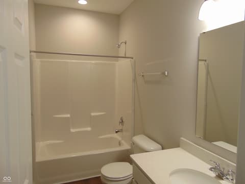 Photo of 2248 Somerset Drive, Franklin, IN