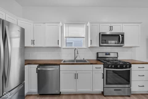 Photo of 1015 E Raymond Street, Indianapolis, IN