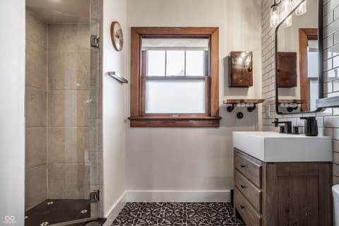 Photo of 850 N College Avenue, Indianapolis, IN