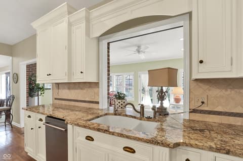 Kitchen at 5771 Osprey Way, Carmel, IN