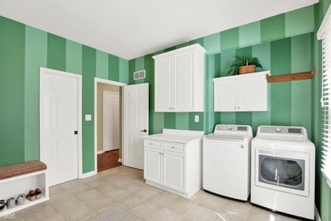 Laundry room at 5771 Osprey Way, Carmel, IN