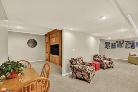 Living room at 5771 Osprey Way, Carmel, IN