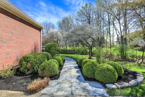 Yard at 5771 Osprey Way, Carmel, IN