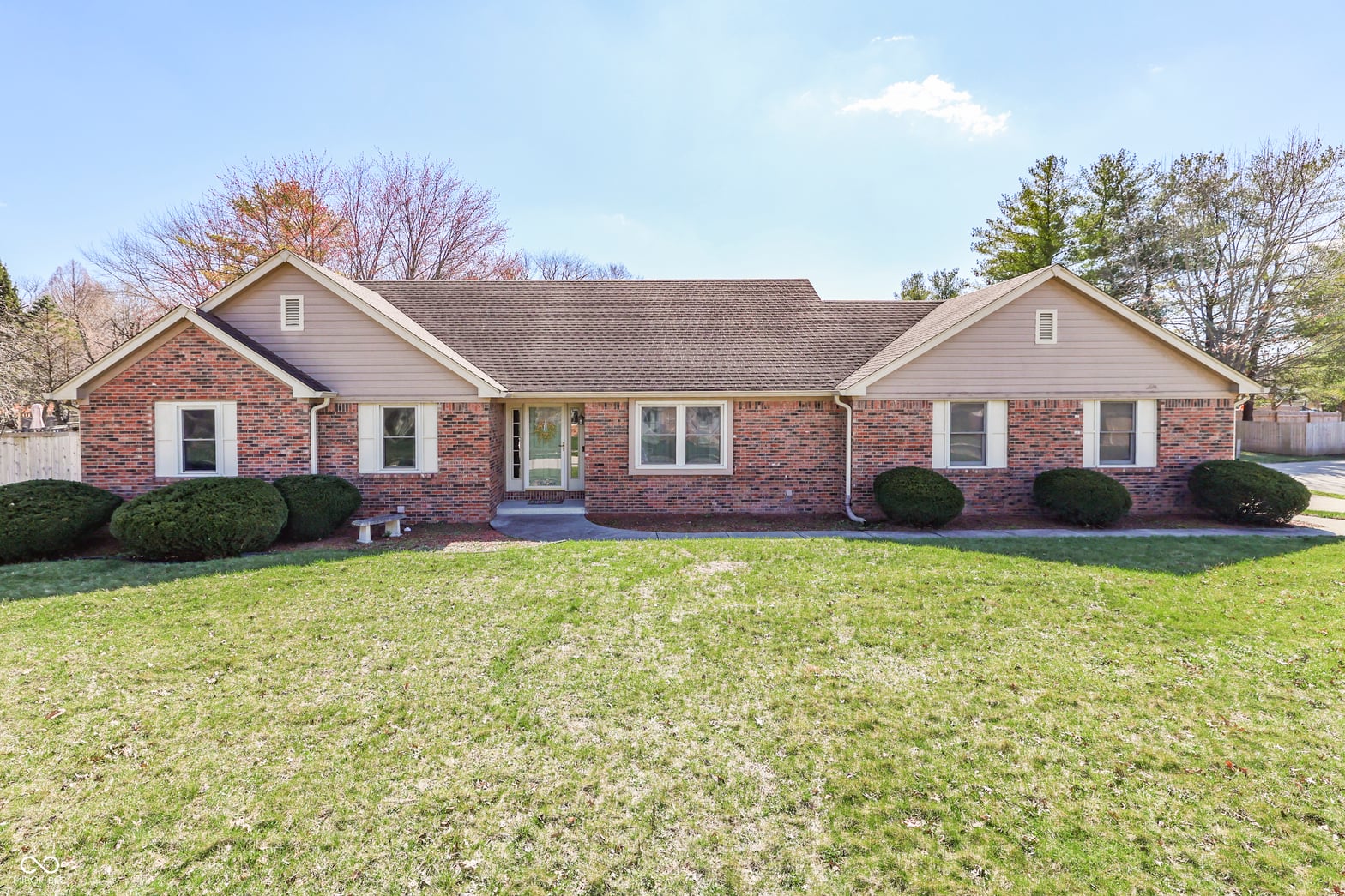 Photo of 8341 Gallant Fox Drive, Indianapolis, IN