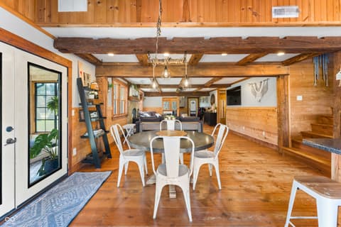 Photo of 12980 W Lake Road, Seymour, IN