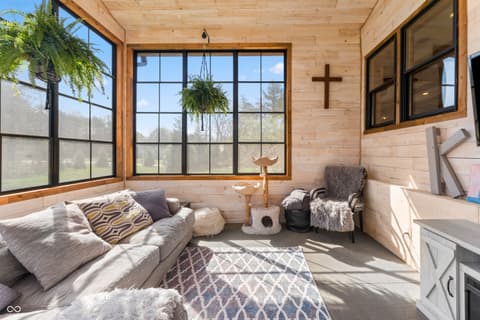 Photo of 12980 W Lake Road, Seymour, IN