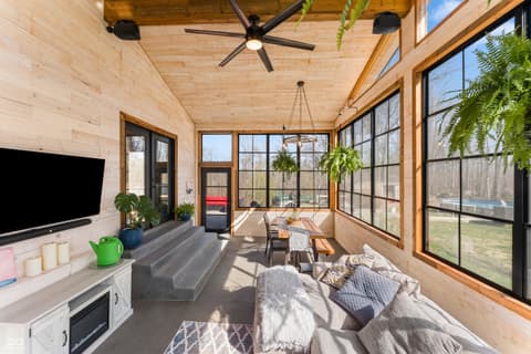 Photo of 12980 W Lake Road, Seymour, IN