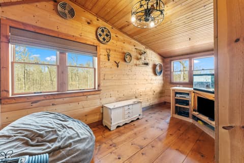 Photo of 12980 W Lake Road, Seymour, IN