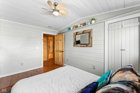 Photo of 12980 W Lake Road, Seymour, IN