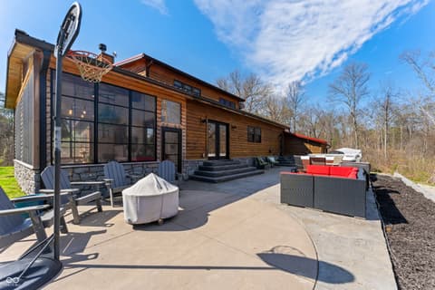 Photo of 12980 W Lake Road, Seymour, IN