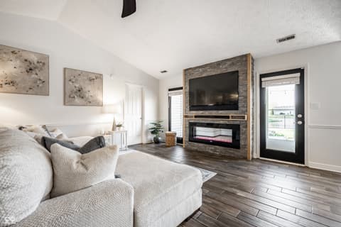 Photo of 6531 Duck Pond Drive, Fishers, IN