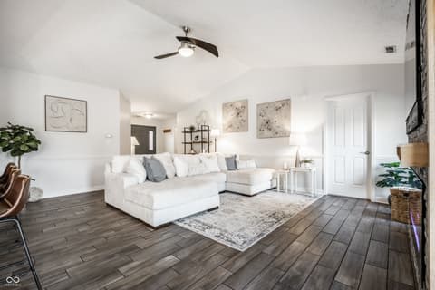 Photo of 6531 Duck Pond Drive, Fishers, IN