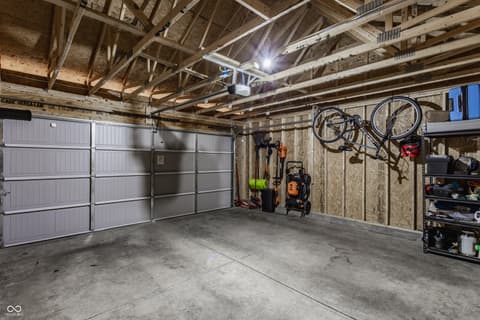 Garage at 355 Central State Boulevard, Indianapolis, IN