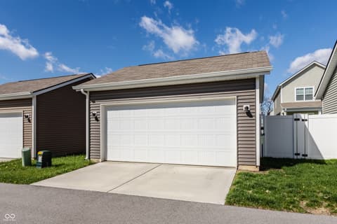 Garage at 355 Central State Boulevard, Indianapolis, IN